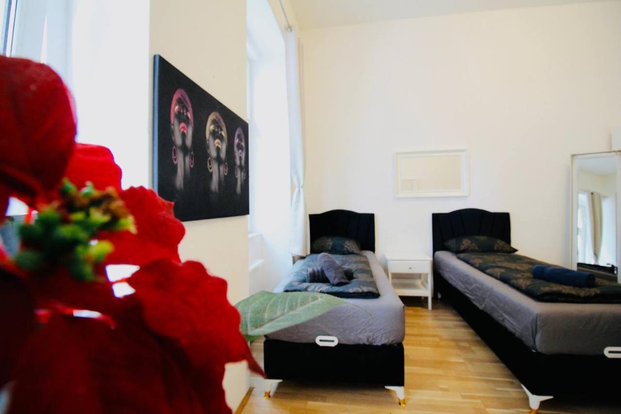 Cozy Studio Lg Apartment Vienna Exterior photo
